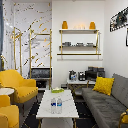 Luxury Studio In Victoria, 7 Minutes Walk To Victoria Station, Room 8 London Exterior photo