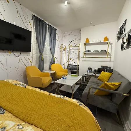 Luxury Studio In Victoria, 7 Minutes Walk To Victoria Station, Room 8 London Exterior photo