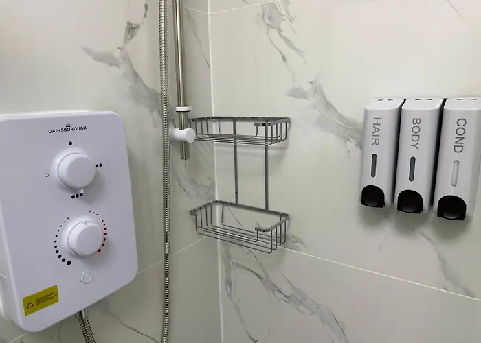 Luxury Studio In Victoria, 7 Minutes Walk To Victoria Station, Room 8