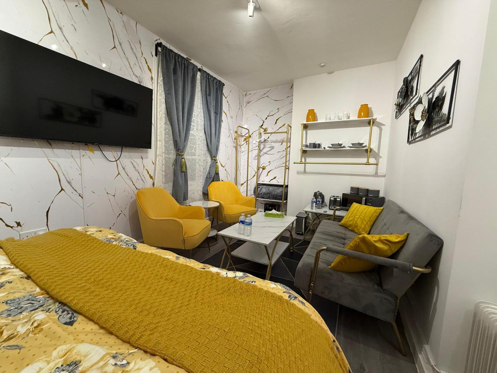 Luxury In Victoria, 7 Minutes Walk To Victoria Station, 8